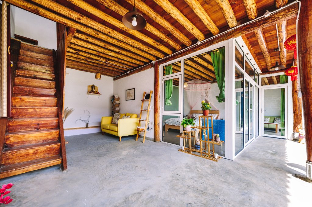 大理岸边彩虹客栈(三塔路口分店)